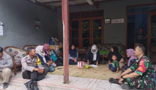 Babinsa Palbapang Dampingi Kunjungan Berkala dan Pemberian PMT untuk Ibu Hamil Resti dan Ibu Nifas, Dukung Kesehatan Ibu dan Anak