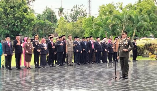 DANDIM 0729/BANTUL PIMPIN UPACARA ZIARAH NASIONAL PERINGATAN HARI PAHLAWAN KE-80 TAHUN 2025