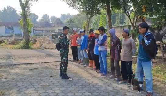 Babinsa Kaliagung Laksanakan Pengawasan Pembangunan KDKMP