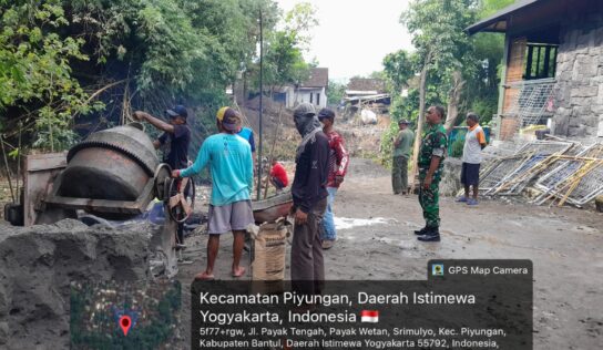 Babinsa Srimulyo Dampingi Pembangunan Jembatan Garuda di Piyungan