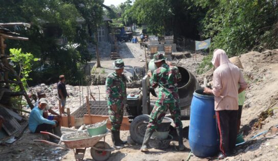 Pengecoran Dudukan Tiang Selatan Jembatan Perintis Garuda Payak Wetan Terus Berjalan