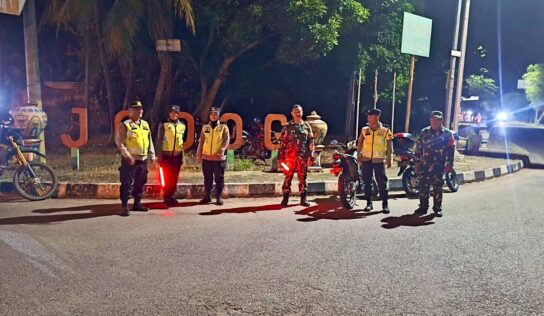 Babinsa Gilangharjo Laksanakan Pengamanan Malam Takbiran Idul Adha 1447 H