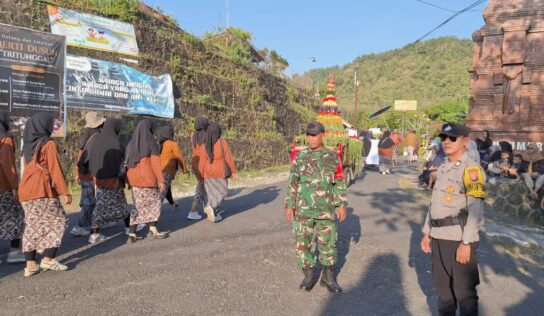 Babinsa Girirejo Pantau Merti Dusun Tritunggal dan Kirab Budaya